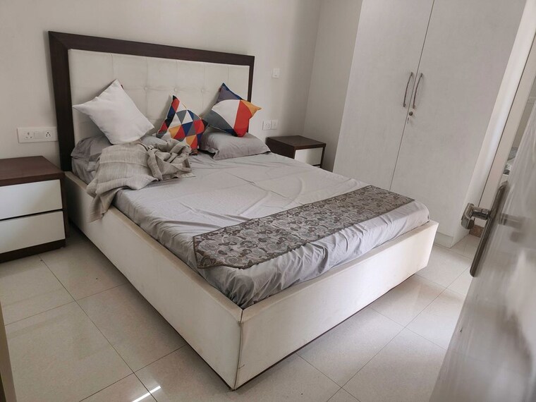 Bedroom, sector 23 2 Bedroom 1200 Sq.Ft. Builder Floor In Sector 23 Gurgaon 10695685