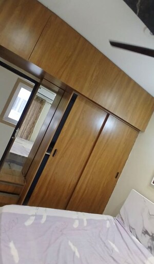 Furnished Amenities in 3 BHK Builder Floor at Subhash Nagar – for Rent