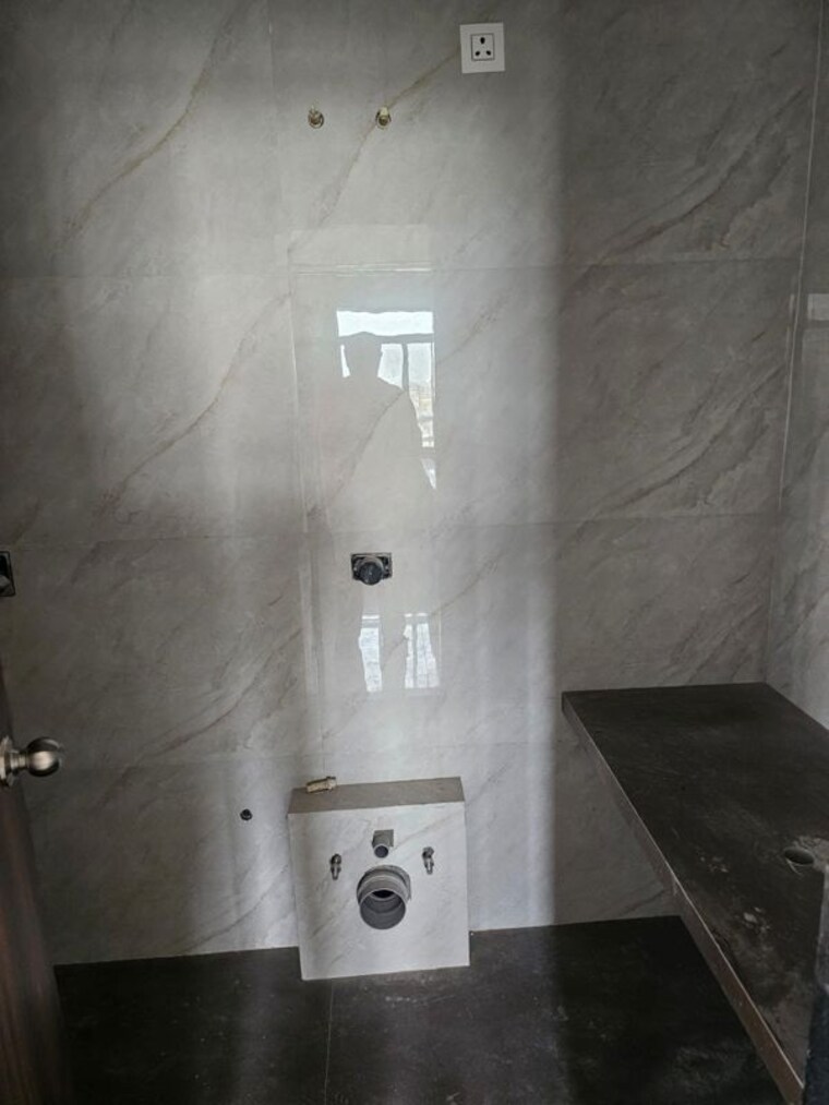 Bathroom, sabari-mira 3 Bedroom 1050 Sq.Ft. Apartment In Chembur Mumbai 10695712