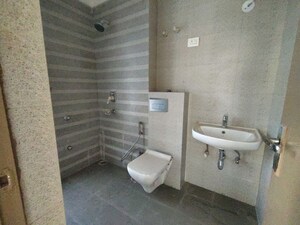 Bathroom in 3 BHK Builder Floor at Sector 21 – for Rent