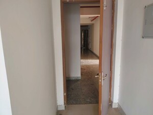Building Lobby in 3 BHK Builder Floor at Sector 21 – for Rent
