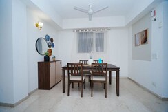 2.5 BHK +Apartment For Rent in Emaar Emerald Estate