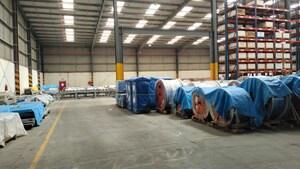 Parking in  Warehouse at TTC MIDC Industrial Area, Rabale – for Rent