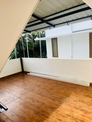 Room in 4 BHK Independent House at Mannuthy – for Sale