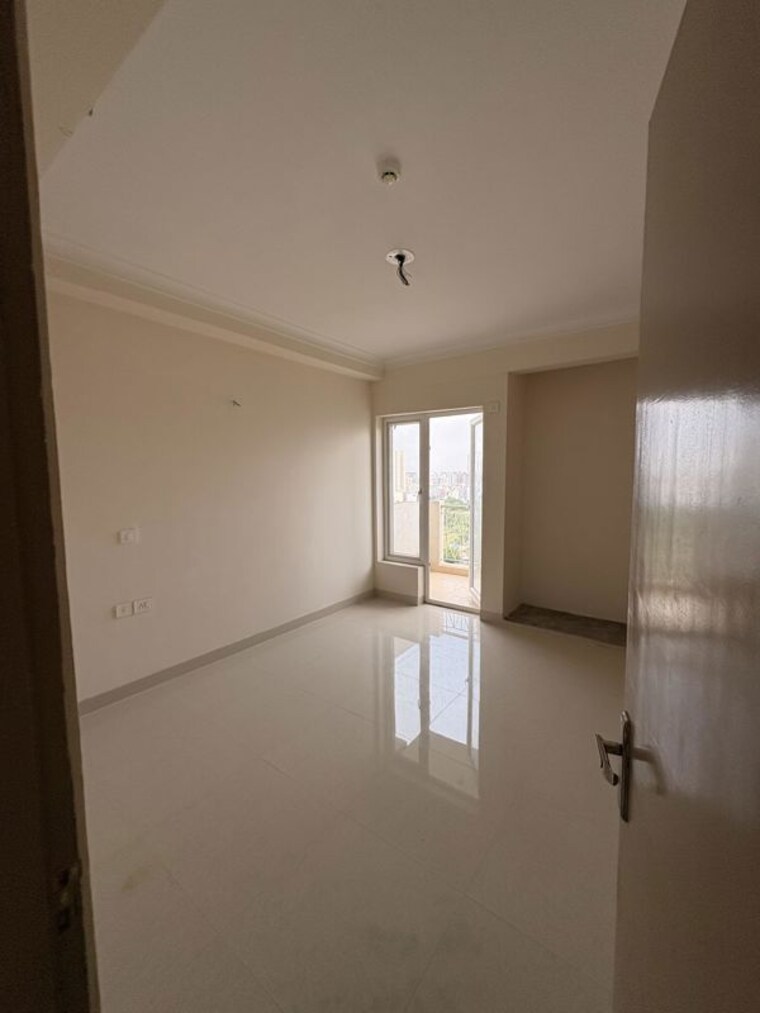 Room, sector 23 3 Bedroom 1600 Sq.Ft. Builder Floor In Sector 23 Gurgaon 10695746
