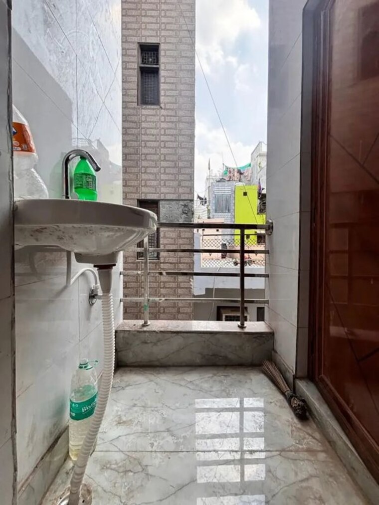 Kitchen, uttam nagar 3 Bedroom 325 Sq.Ft. Independent House In Uttam Nagar Delhi 10695695