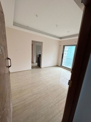 Room in 1 BHK Apartment at Je And Vee Om Trimurti, Malad East – for Rent