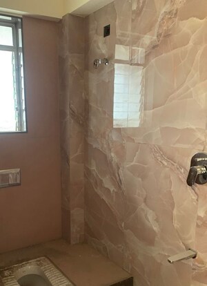 Bathroom in 2 BHK Apartment at Kodia Maimoona Residency, Agripada – for Sale