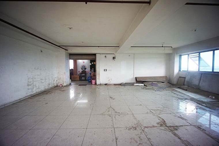  Parking, nana chiloda Commercial Office Space 1358 Sq.Ft. In Nana Chiloda Ahmedabad 10695758