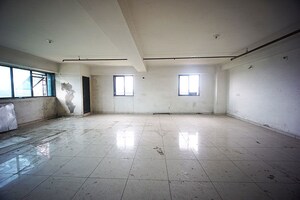 Room in  Office Space at Nana Chiloda – for Sale