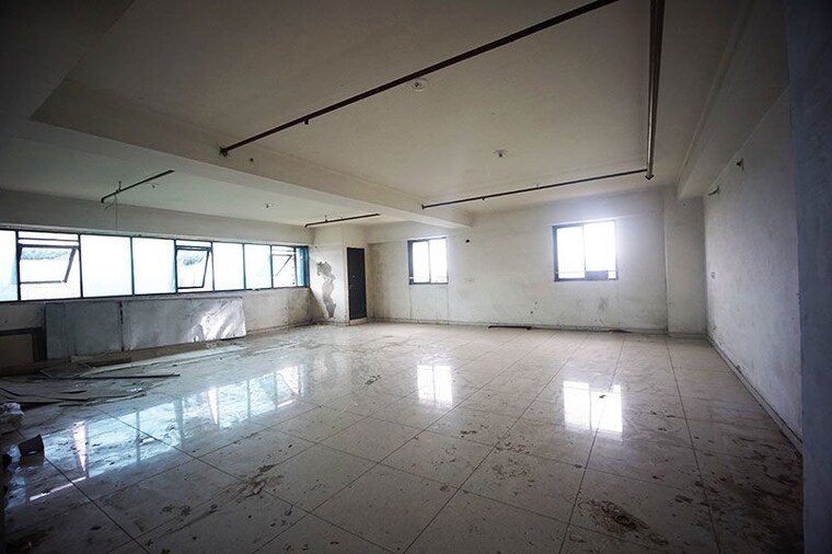 undefined, nana chiloda Commercial Office Space 1358 Sq.Ft. In Nana Chiloda Ahmedabad 10695758