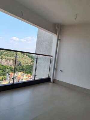 Room in 3 BHK Apartment at Kolte Patil 24K Sereno, Baner – for Sale