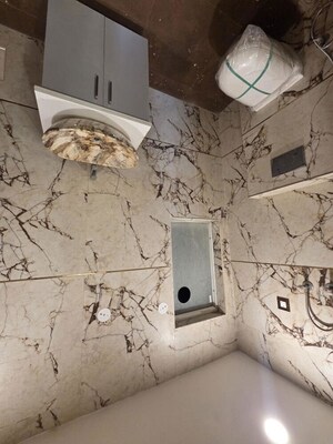 Bathroom in 3 BHK Builder Floor at Sector 21 – for Rent