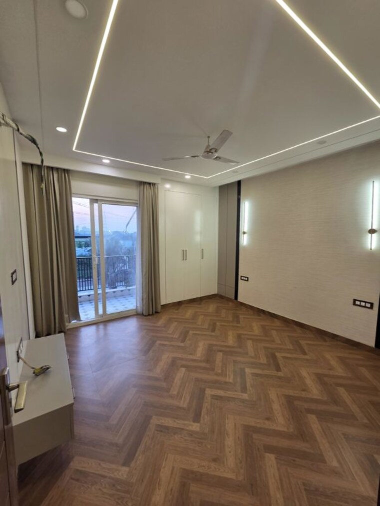 Room, sector 21 3 Bedroom 1600 Sq.Ft. Builder Floor In Sector 21 Gurgaon 10695820