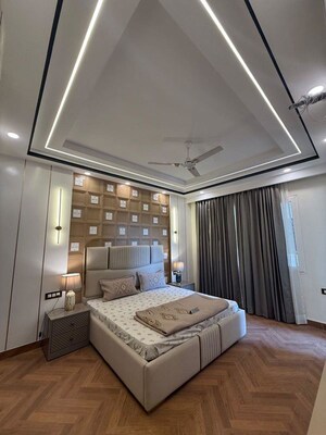Bedroom in 3 BHK Builder Floor at Sector 23 – for Rent