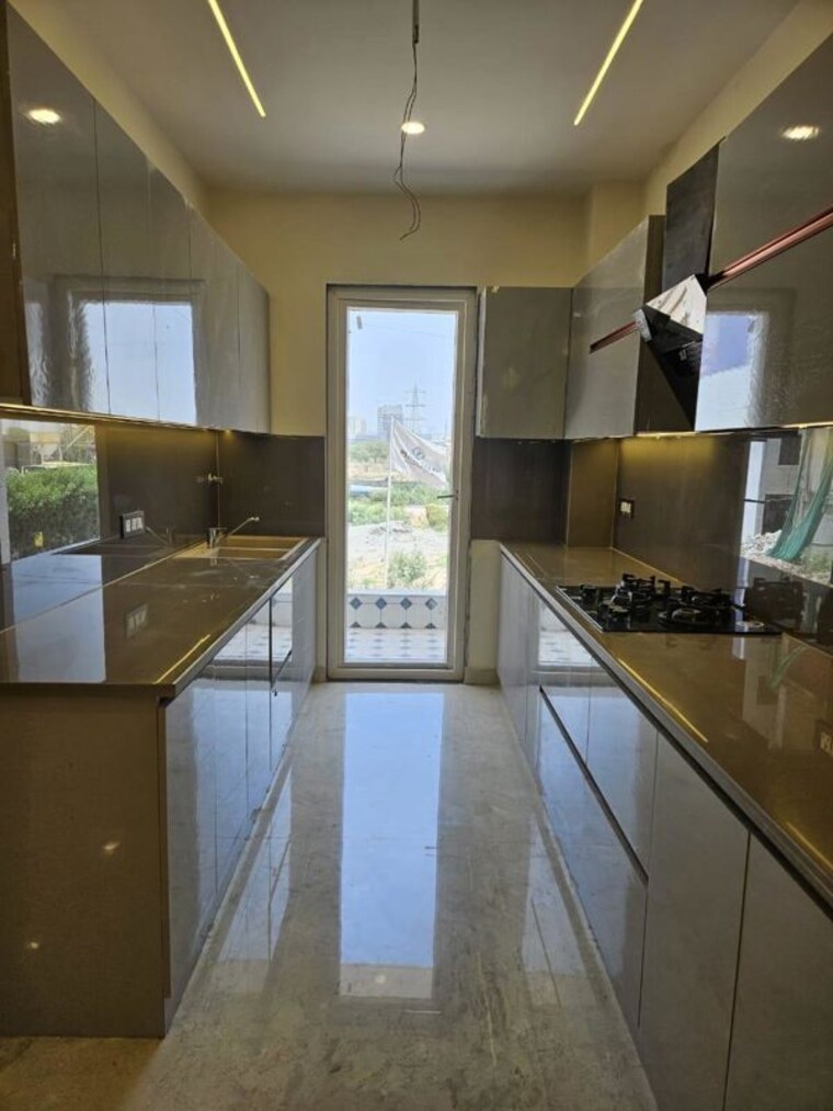 Kitchen, sector 23 3 Bedroom 1600 Sq.Ft. Builder Floor In Sector 23 Gurgaon 10695833