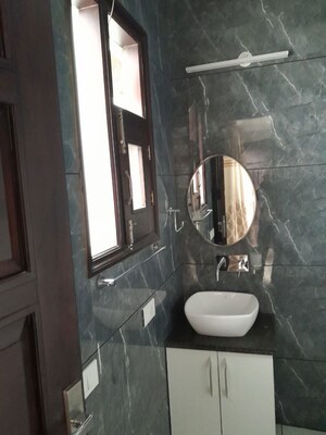 Bathroom in 2 BHK Builder Floor at Sector 7 – for Rent