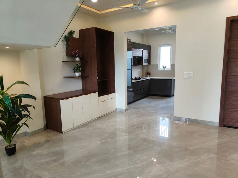 Room, uchdpl-samriddhi-homes 5 Bedroom 125 Sq.Yd. Villa In Sector 1 Wave City Ghaziabad 10695881