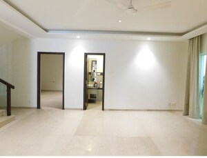 Room in 4 BHK Villa at Rajapushpa Open Skies, Kokapet – for Rent