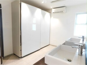 Room in 4 BHK Villa at Rajapushpa Open Skies, Kokapet – for Rent