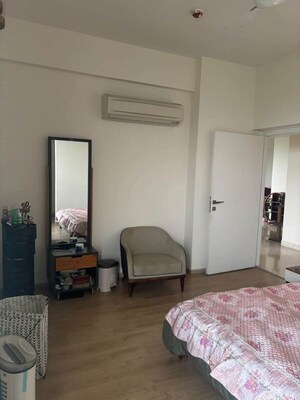 Bedroom in 3 BHK Apartment at DLF The Ultima, Sector 81 – for Rent