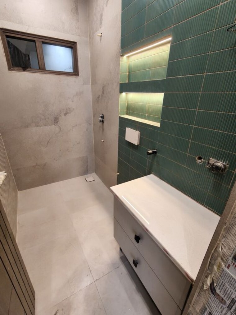 Bathroom, sector 38 3 Bedroom 2450 Sq.Ft. Builder Floor In Sector 38 Gurgaon 10695888