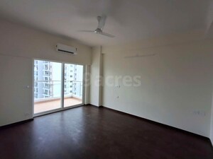 Room in 3 BHK Builder Floor at Palam Vihar – for Rent
