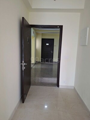 Building Lobby in 3 BHK Builder Floor at Palam Vihar – for Rent