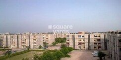 2 BHK Apartment For Sale in Express View Apartment
