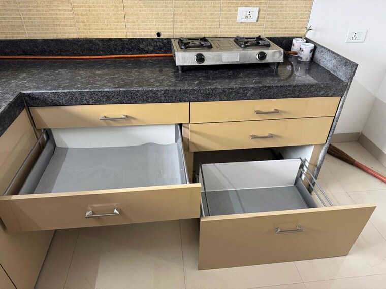 undefined, lodha-splendora 3 Bedroom 1665 Sq.Ft. Apartment In Ghodbunder Road Thane 10684906