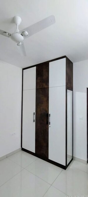 Furnished Amenities in 2 BHK Apartment at The Prestige City, Sarjapur Road – for Rent