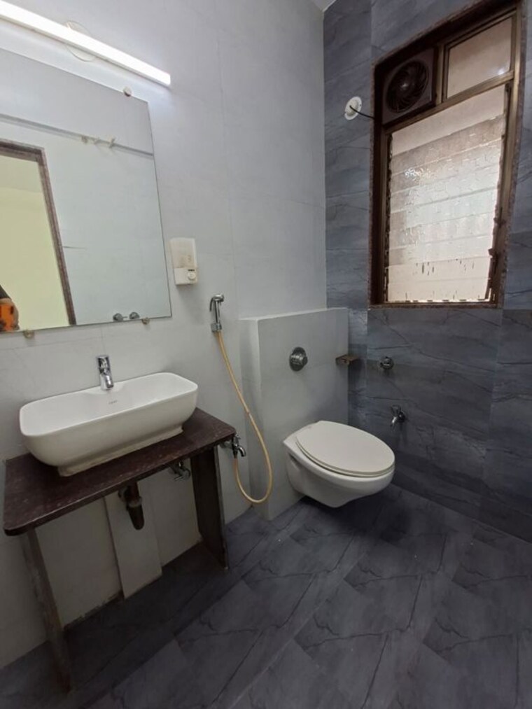 Bathroom, gurukrupa-marina-enclave 1 Bedroom 442 Sq.Ft. Apartment In Malad West Mumbai 10695960