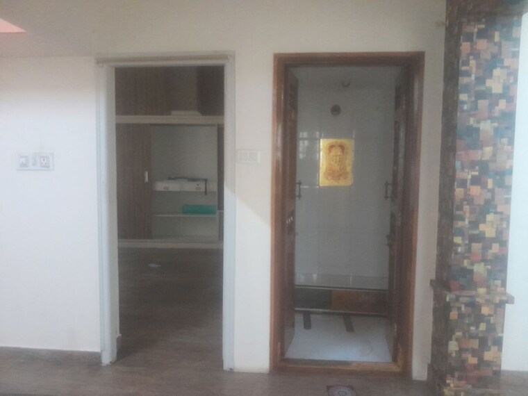 Room, nri layout 3 Bedroom 1500 Sq.Ft. Independent House In Nri Layout Bangalore 10695937