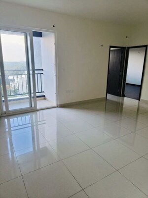 Room in 3 BHK Apartment at Tata Aquila Heights, Jalahalli – for Rent