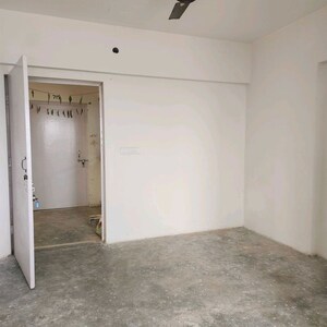 1 BHK Builder Floor For Rent in Sector 23a