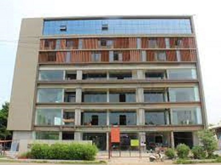Exterior View, bodakdev Commercial Office Space 850 Sq.Ft. In Bodakdev Ahmedabad 10695979