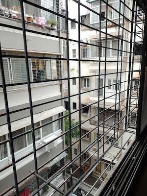 1 BHK Apartment For Sale in Shirin Apartments, Camp