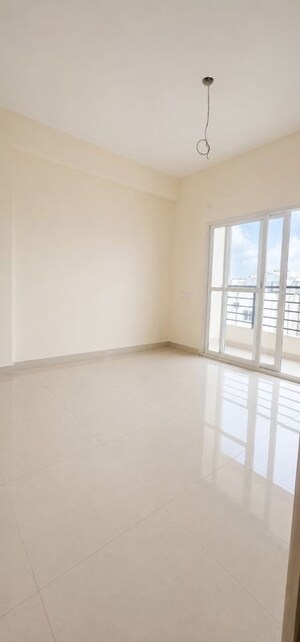 Room in 3 BHK Apartment at Manikonda – for Sale