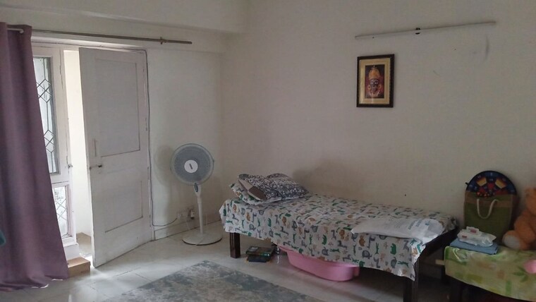 Bedroom, rwa-apartments-sector-29 2.5 Bedroom 1200 Sq.Ft. Apartment In Sector 29 Noida 10695962