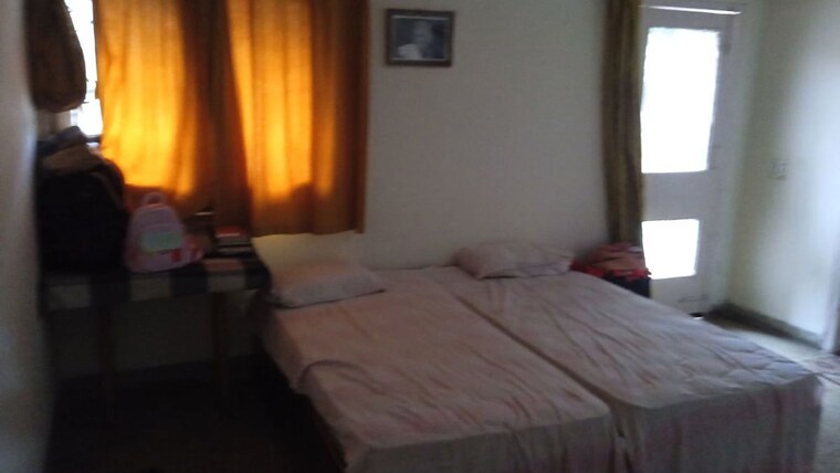 Bedroom, rwa-apartments-sector-29 2.5 Bedroom 1200 Sq.Ft. Apartment In Sector 29 Noida 10695962