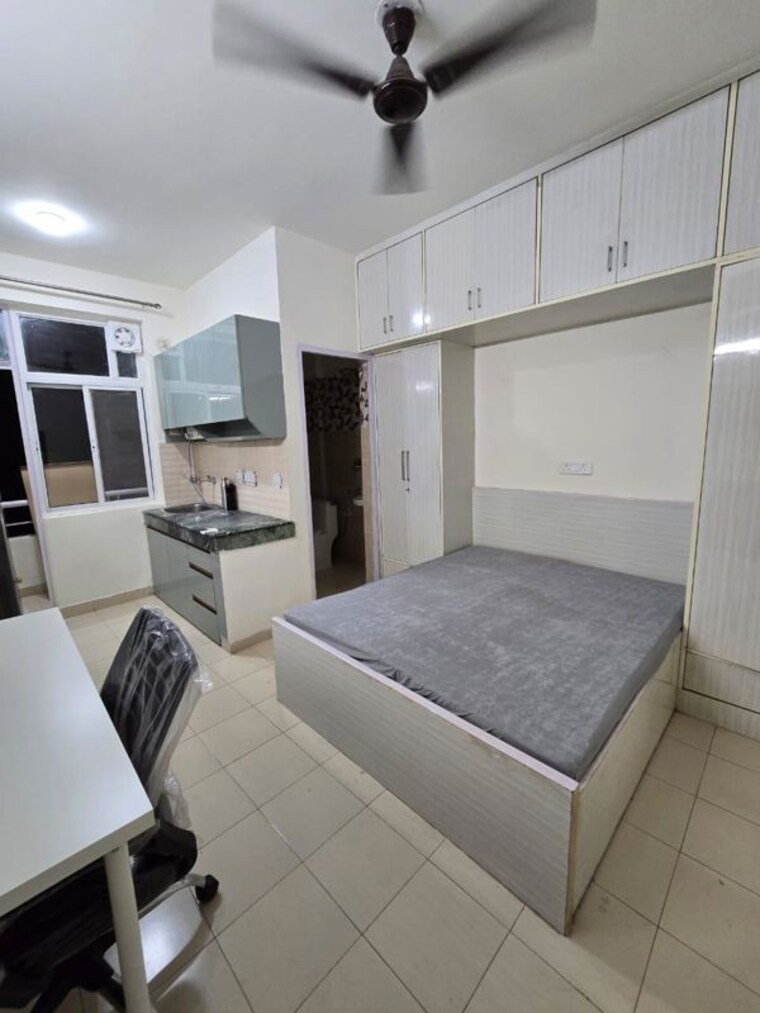 Team Area, sector 23 1 Bedroom 1000 Sq.Ft. Builder Floor In Sector 23 Gurgaon 10695994