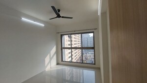 Room in 3 BHK Apartment at Raj Infinia, Malad West – for Rent
