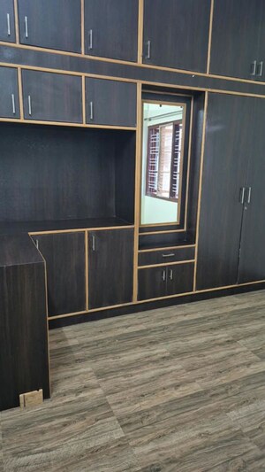 Room in 2 BHK Builder Floor at Ramamurthy Nagar – for Rent