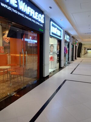  Showroom For Sale in Omaxe Hazratganj, Gomti Nagar