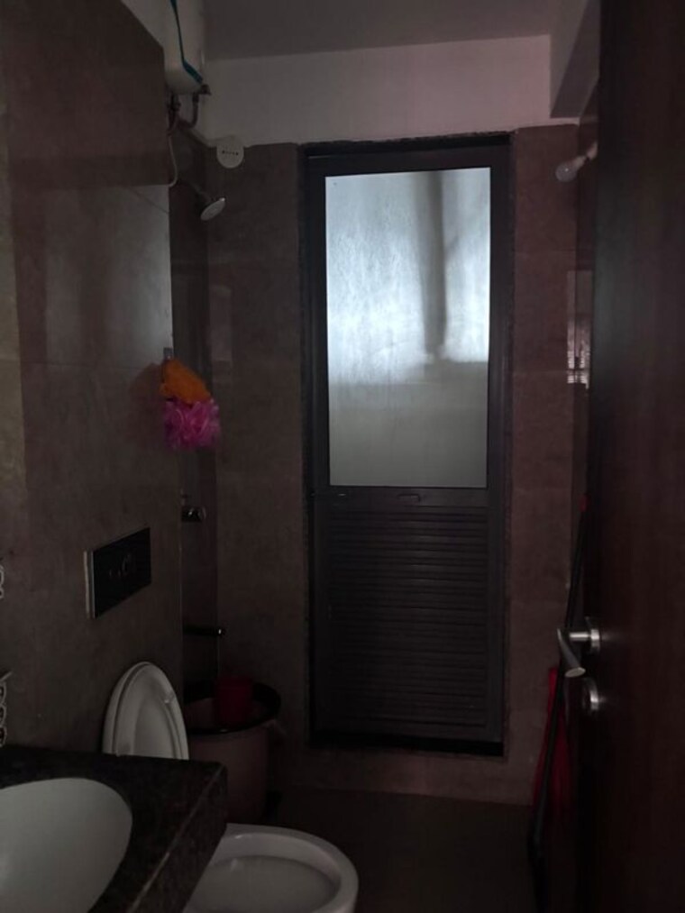 Bathroom, akshar-green-world 3 Bedroom 1510 Sq.Ft. Apartment In Dighe Navi Mumbai 10696024