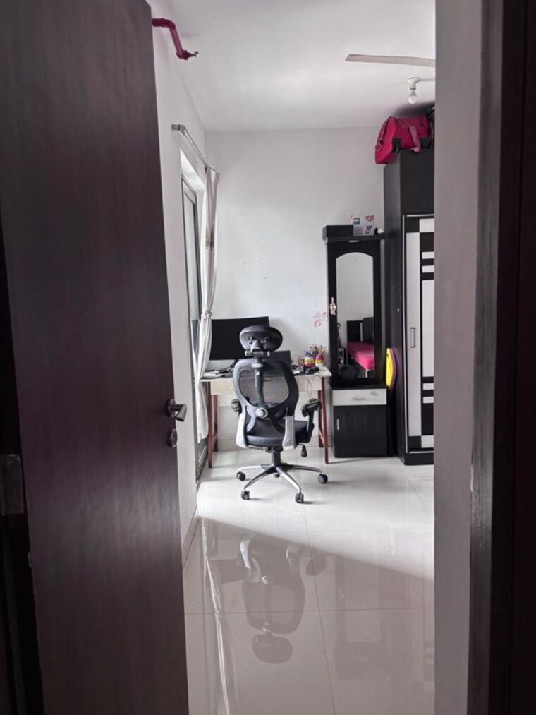 Bathroom, akshar-green-world 3 Bedroom 1510 Sq.Ft. Apartment In Dighe Navi Mumbai 10696024