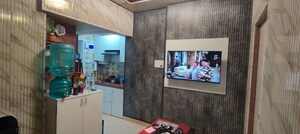 Room in 3 BHK Apartment at Satellite Tower, Goregaon East – for Sale
