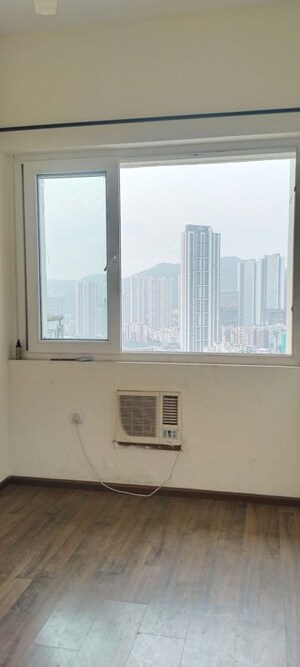 Study Room in 2.5 BHK Apartment at Runwal Greens, Mulund West – for Sale