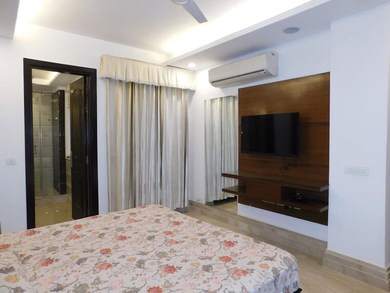 Bedroom, greater kailash ii 4 Bedroom 2500 Sq.Ft. Builder Floor In Greater Kailash ii Delhi 10696048
