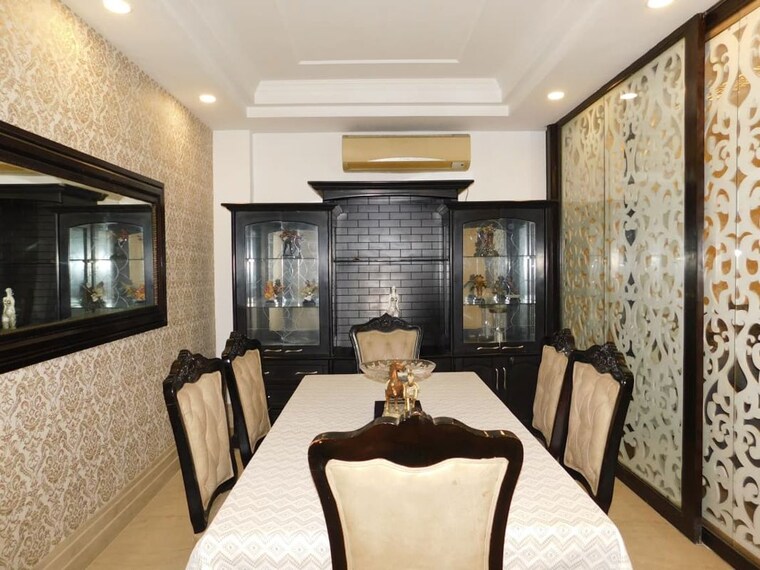 Bedroom, greater kailash ii 4 Bedroom 2500 Sq.Ft. Builder Floor In Greater Kailash ii Delhi 10696048